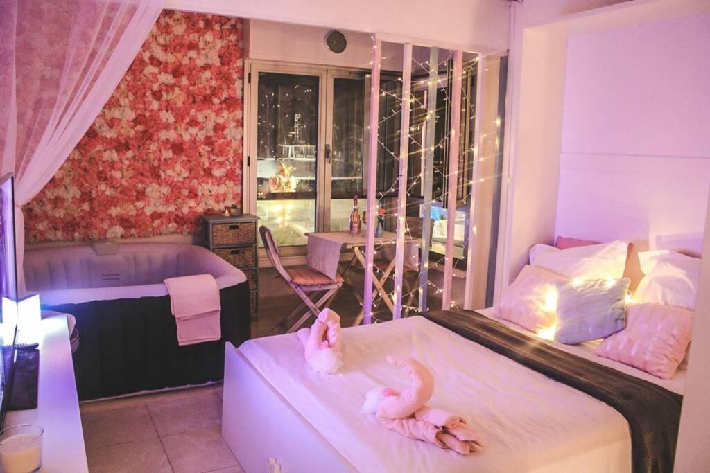 Shly Suite Et Spa Agde Exterior foto